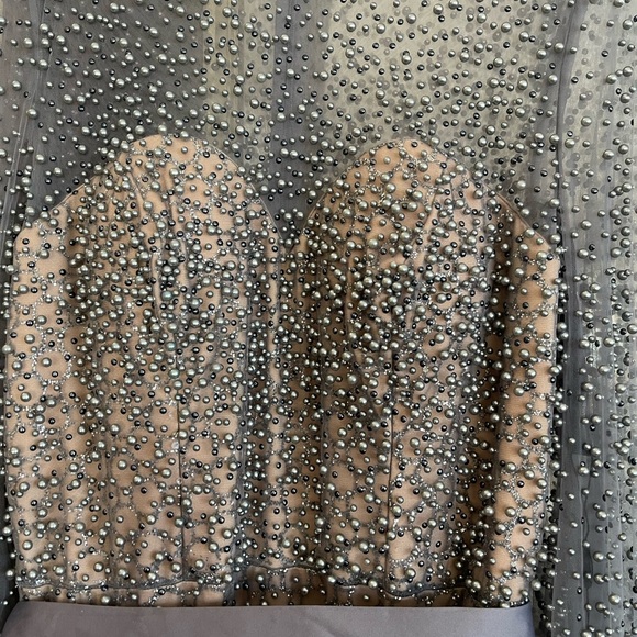 Long beaded evening gown - Picture 3 of 4